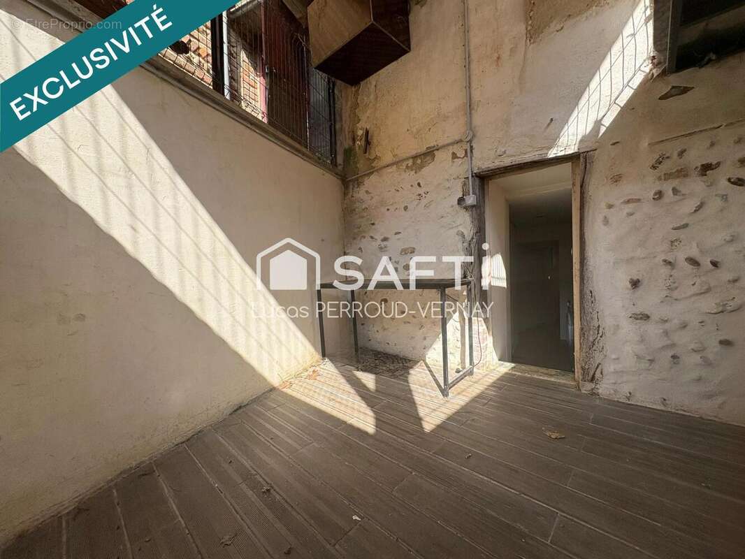 Photo 7 - Appartement à NEUVILLE-LES-DAMES