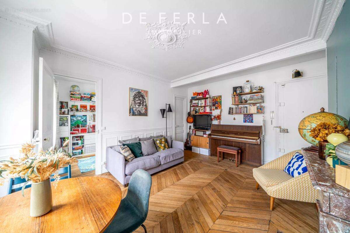 Appartement à PARIS-14E