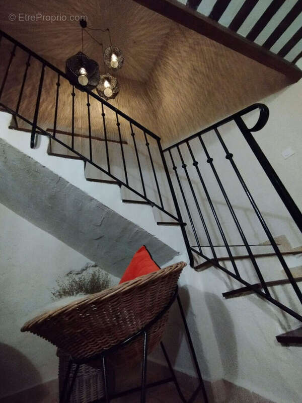 Maison à MALAUCENE