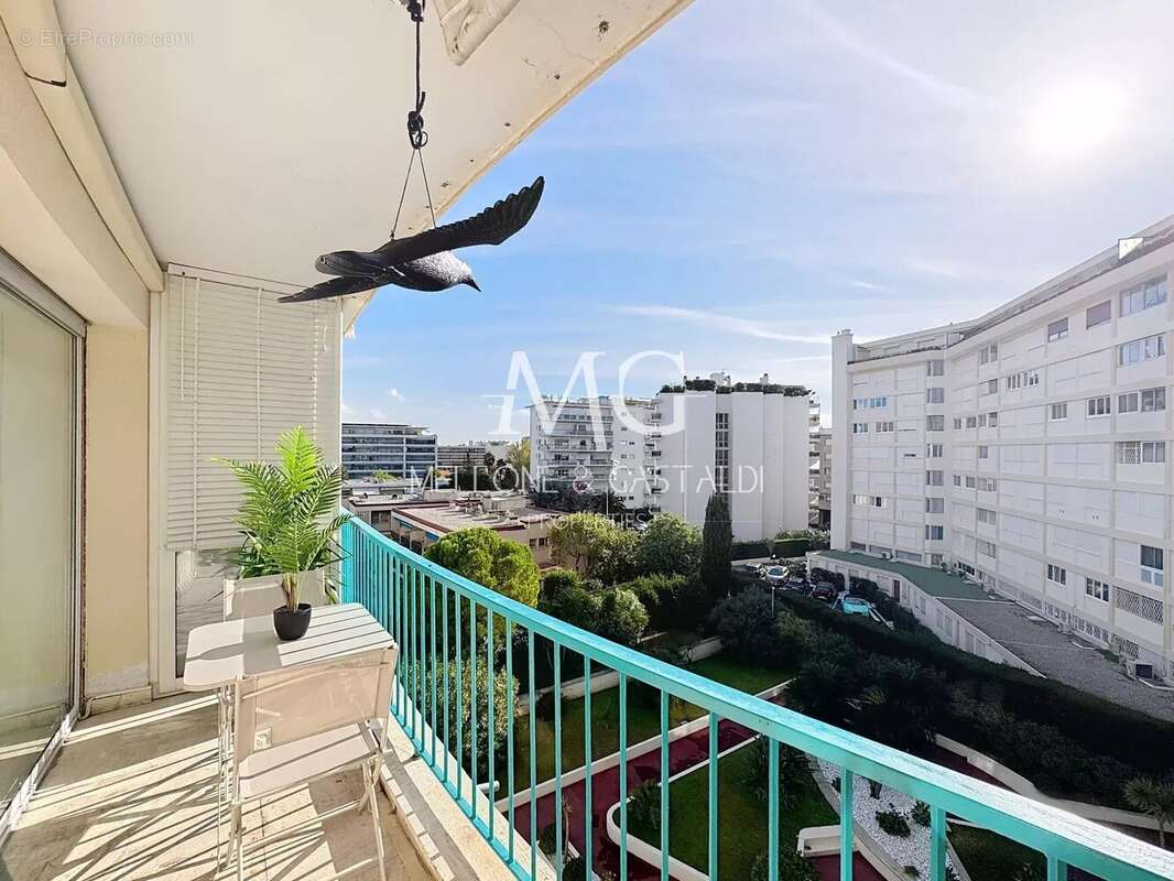 Appartement à CANNES