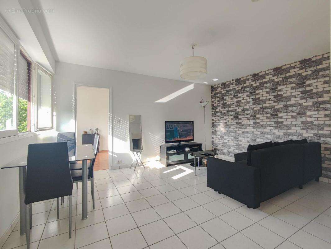 Appartement T.2, 46 m² - Thébaudières - photo 11