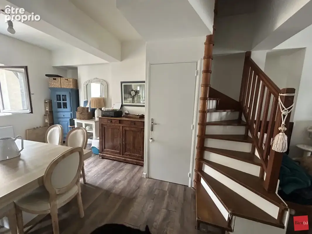 Appartement 121 m² à Laval  - photo 4