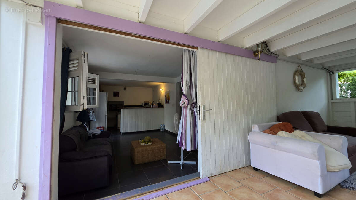 Appartement à CASE-PILOTE