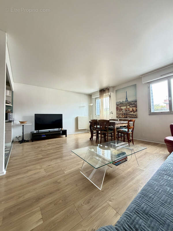 Appartement à BURES-SUR-YVETTE