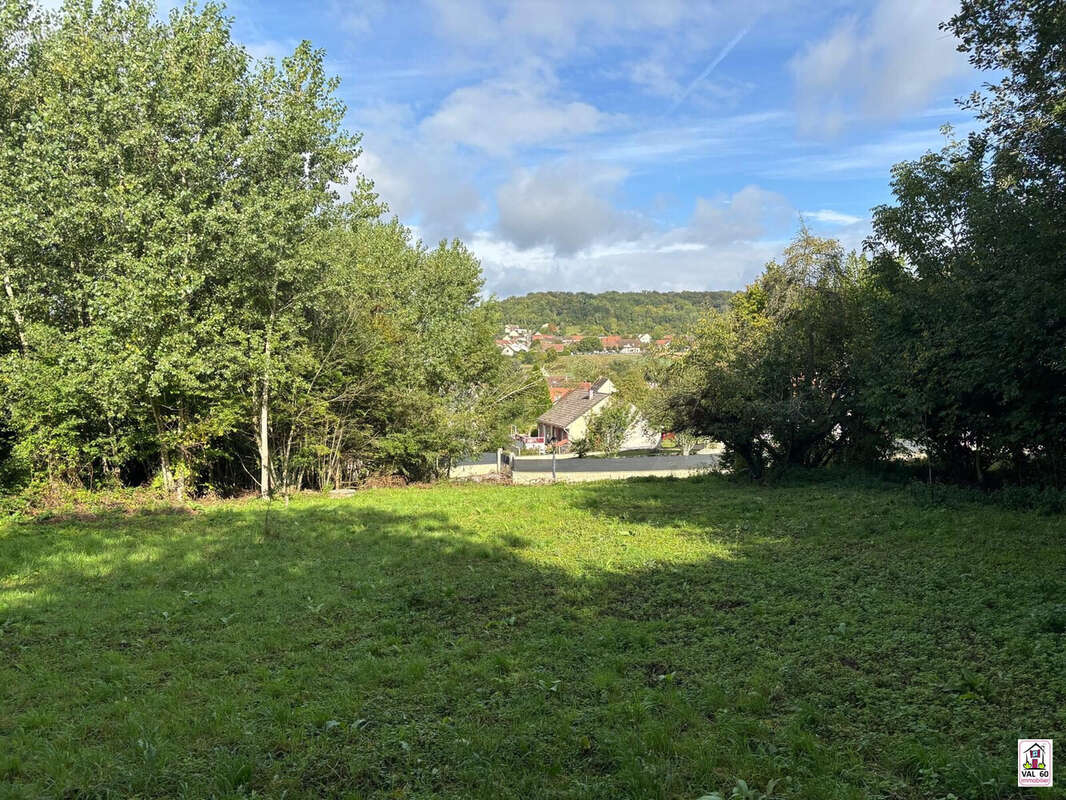 Terrain à LIANCOURT