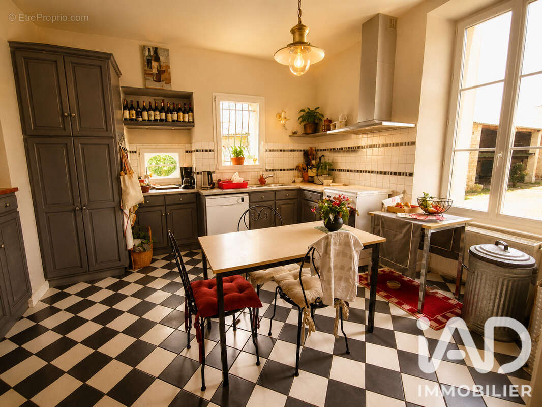 Photo 2 - Maison à ECHIRE
