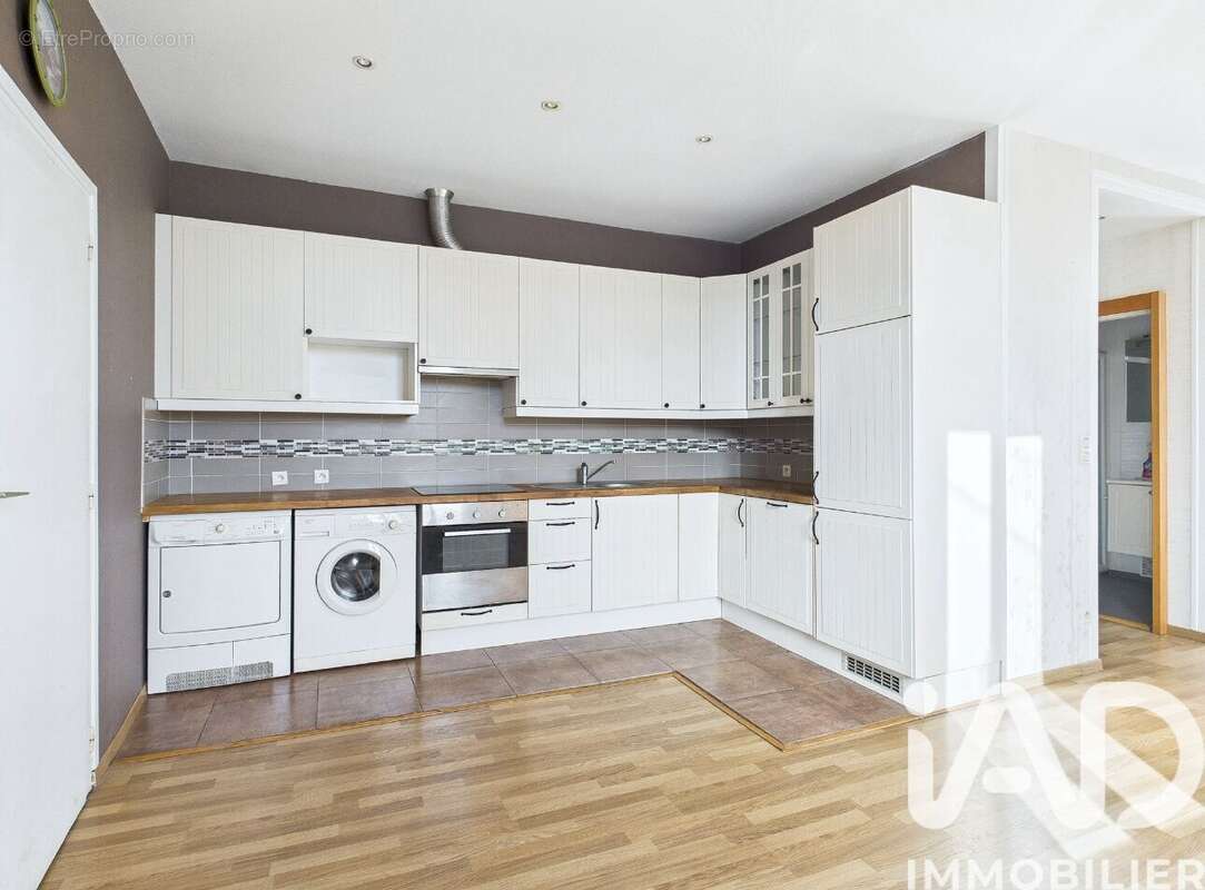 Appartement 49 m² à Troyes  - photo 2