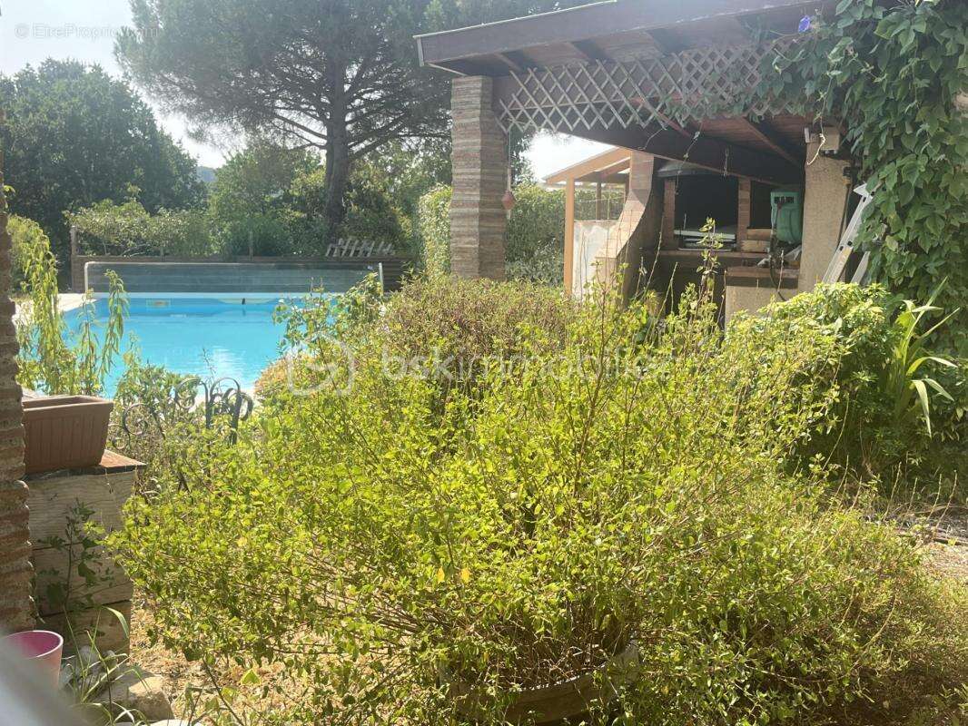 Charme et volume pour cette Toulousaine avec piscine - photo 2