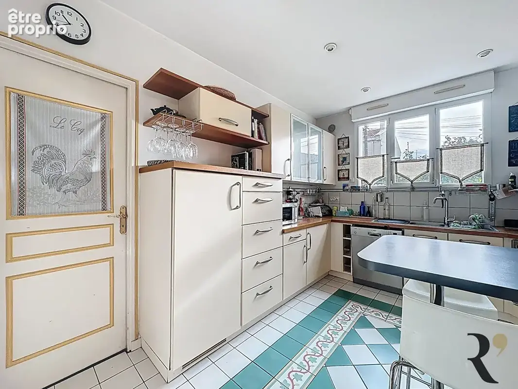 Toulouse, Cote Pavée / Maison T6 de charme 153 m² avec garage et jardin ! - photo 7