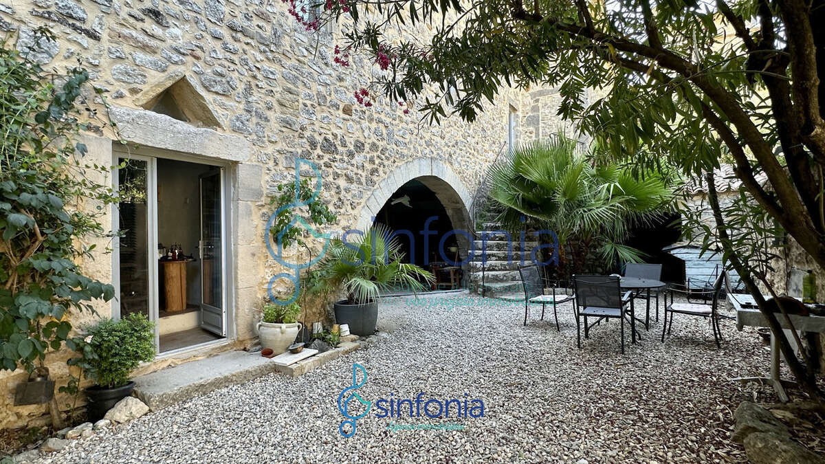 Propriété de charme avec piscine à 7 minutes d’Uzès - photo 5