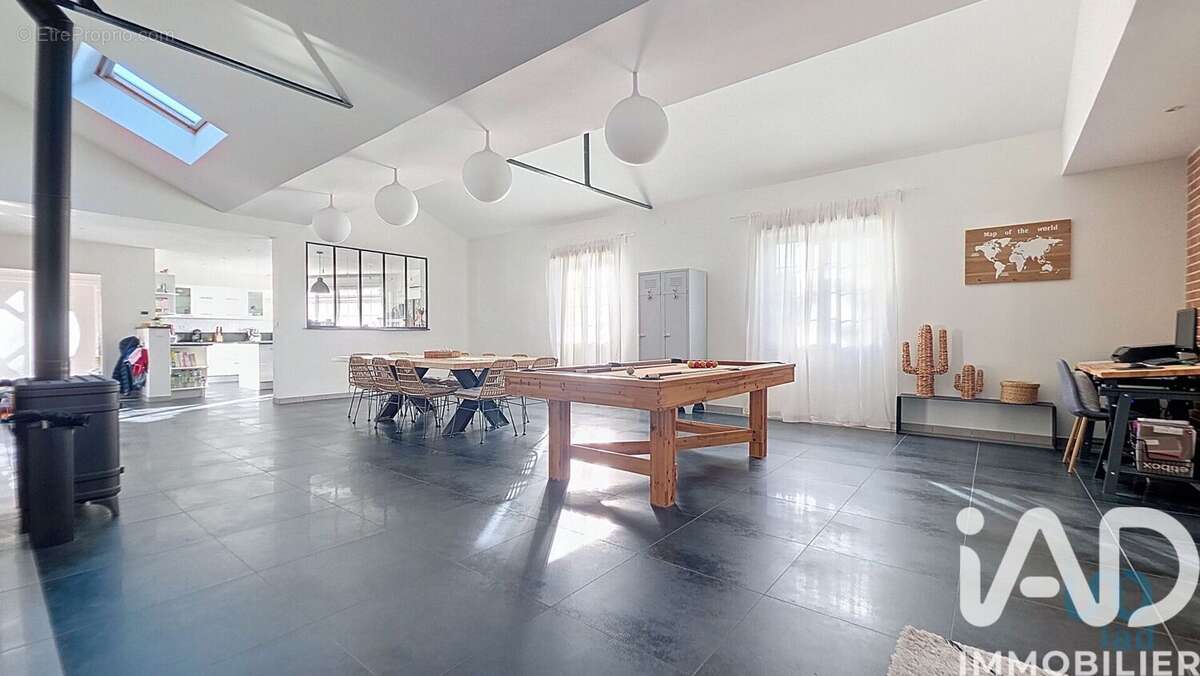 Photo 4 - Maison à ROMILLY-SUR-SEINE