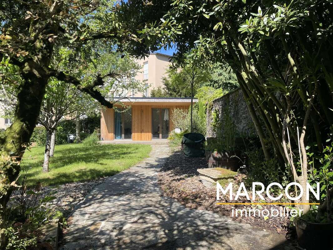 Maison à LA SOUTERRAINE