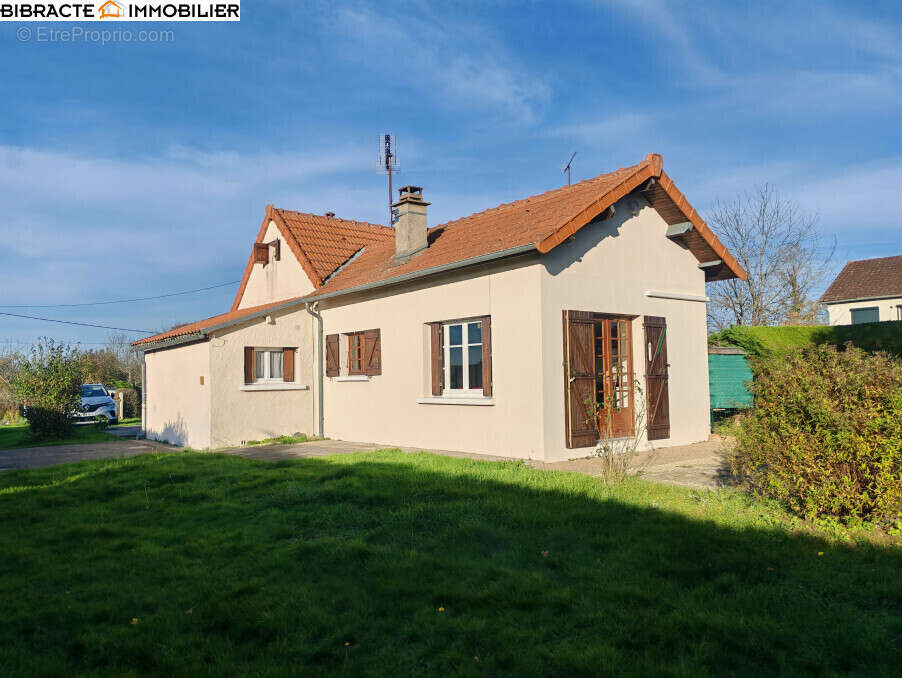 Maison à LA NOCLE-MAULAIX