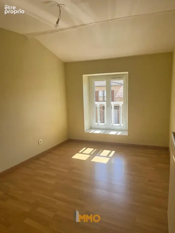 Maison de village avec terrain attenant - photo 6