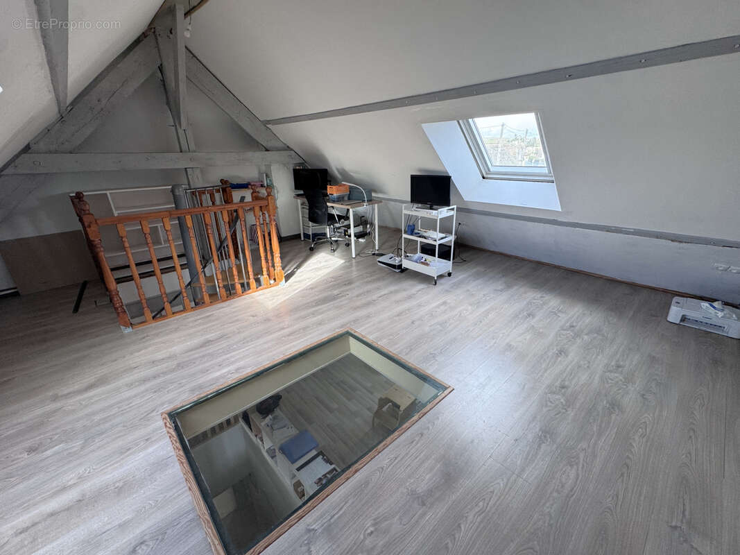Appartement à HOUDAN