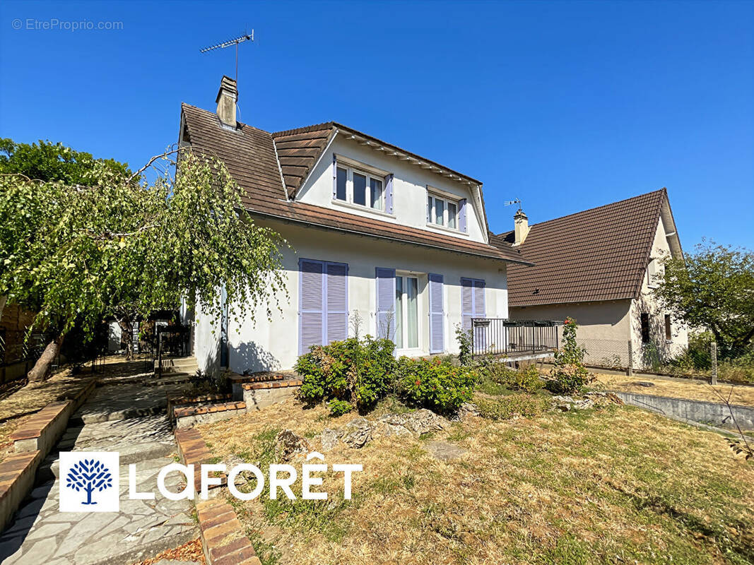 Maison à VILLIERS-SUR-ORGE