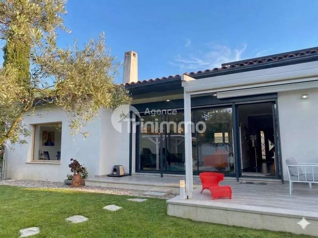 Appartement à MORIERES-LES-AVIGNON