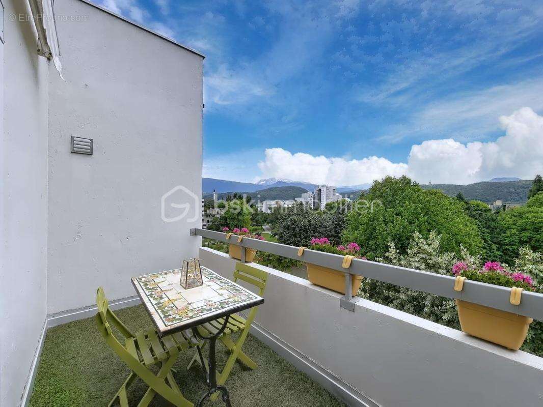 Appartement à ECHIROLLES
