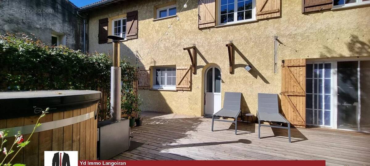 Appartement à LESTIAC-SUR-GARONNE