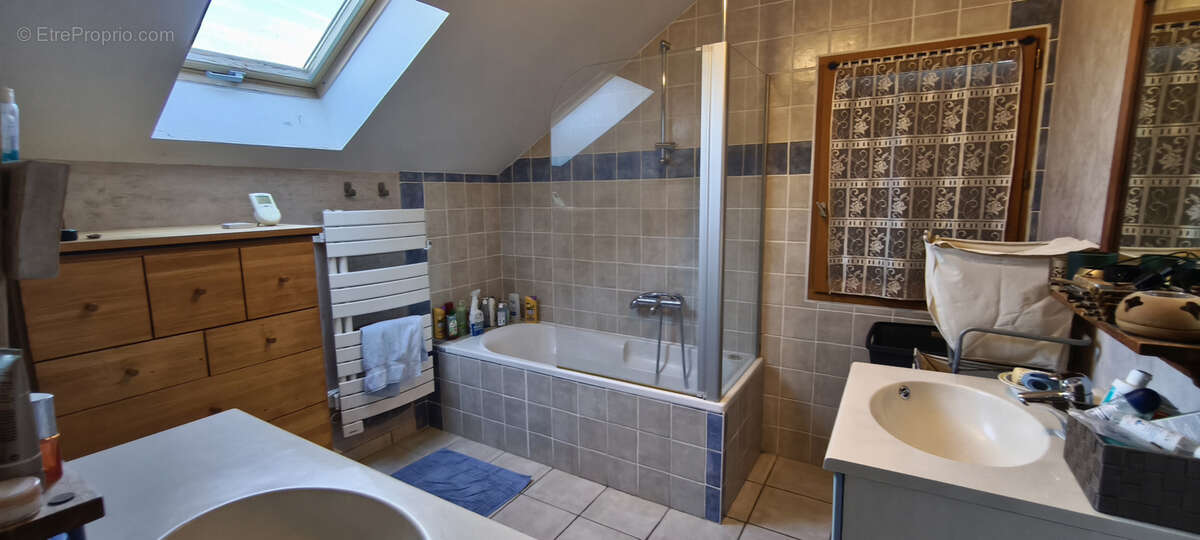 Maison à PEILLONNEX