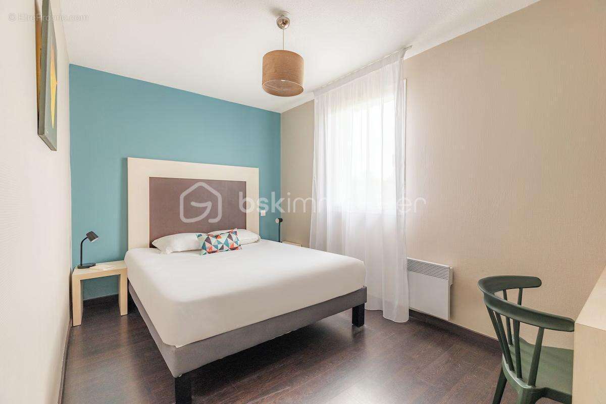 Appartement à SAINT-JEAN-D'ILLAC