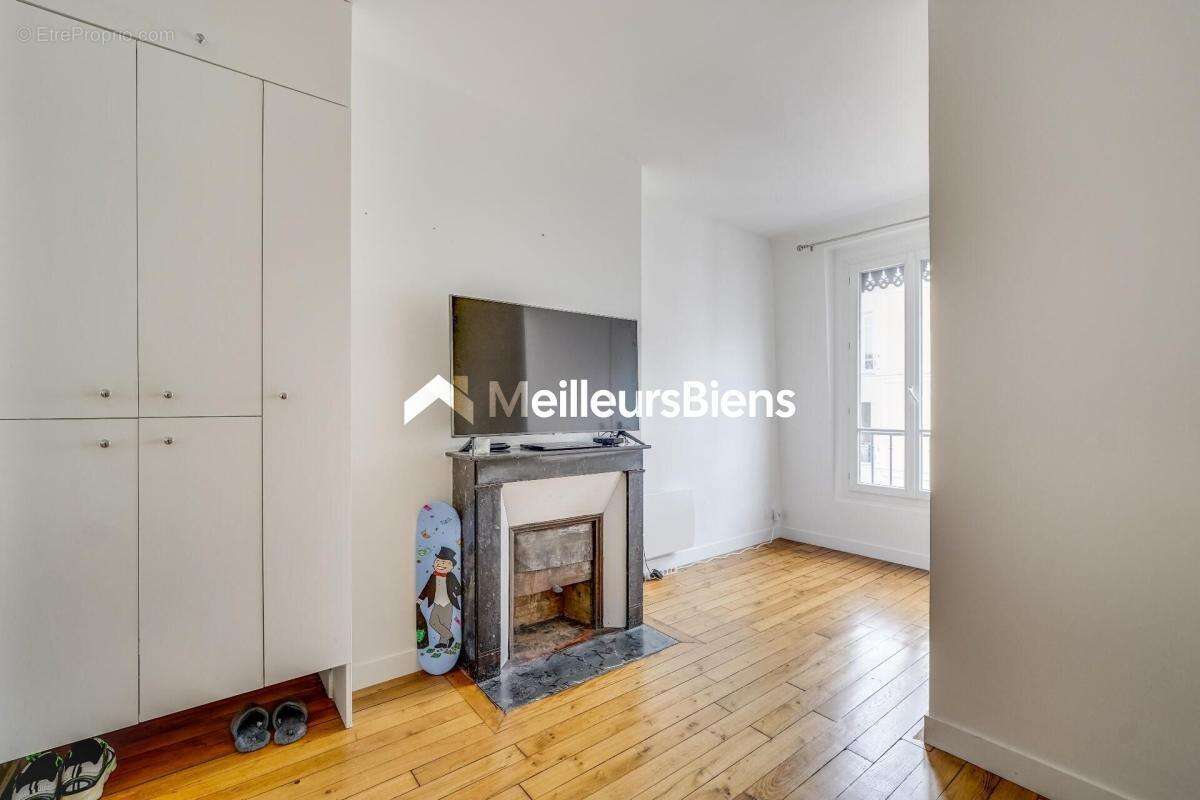 Appartement à LEVALLOIS-PERRET