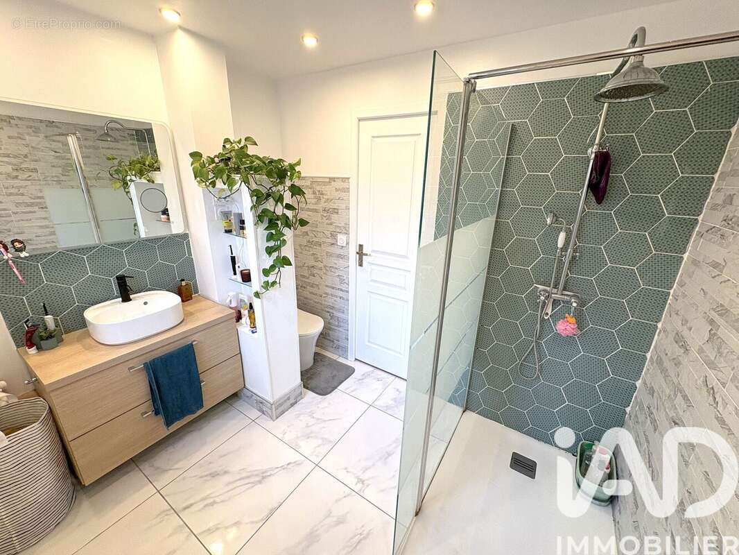 Photo 6 - Maison à LIVRY-GARGAN