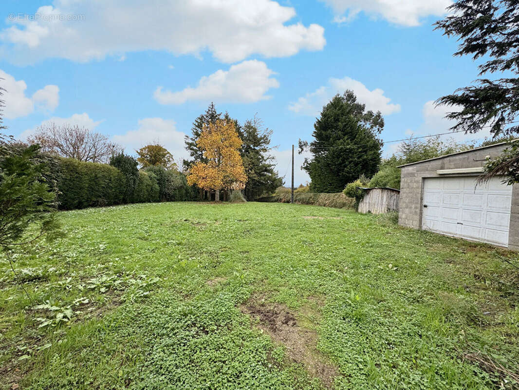 Maison à L&#039;ETANG-BERTRAND