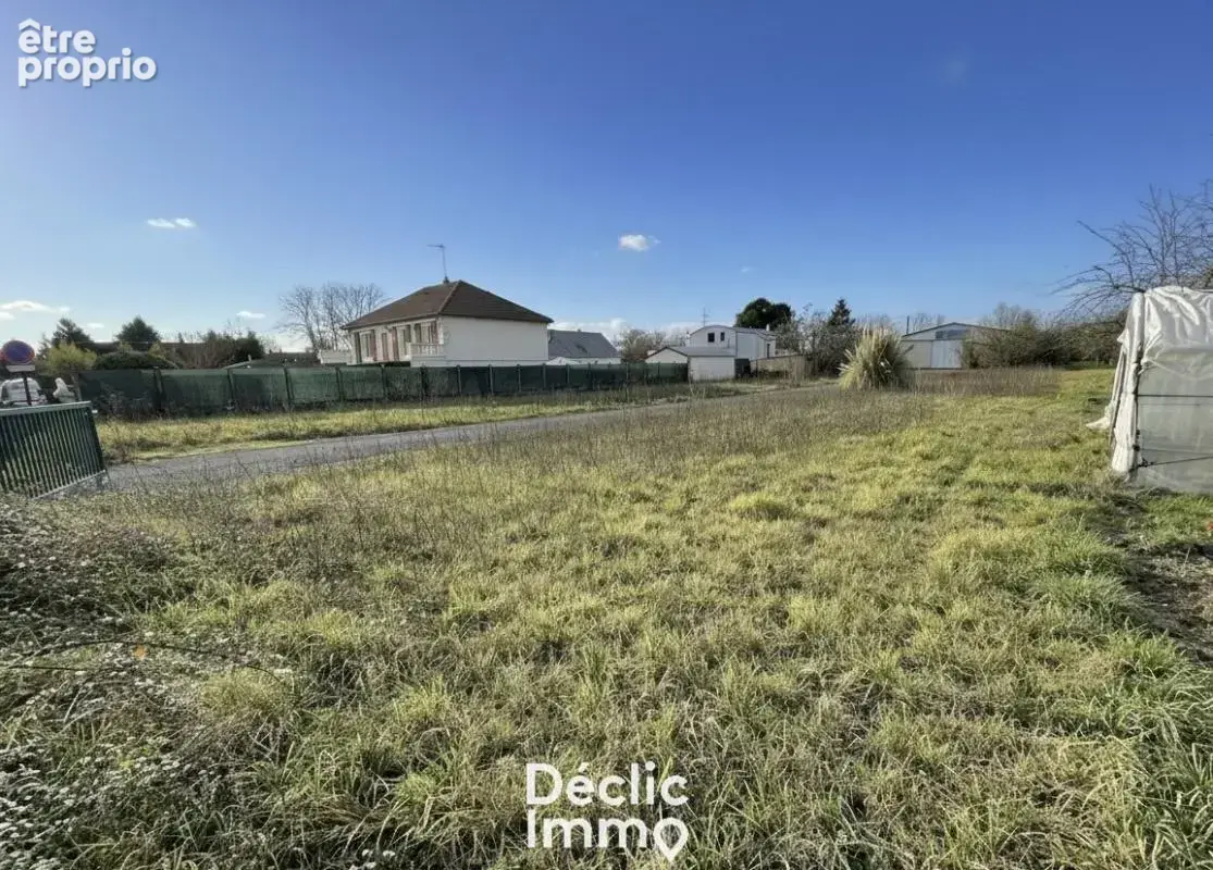 Terrain 3 225 m² à vendre à Saint-Cyr-Sur-Loire (37540) - photo 3