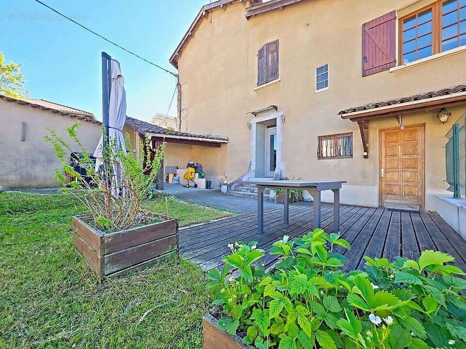 Maison à HEYRIEUX