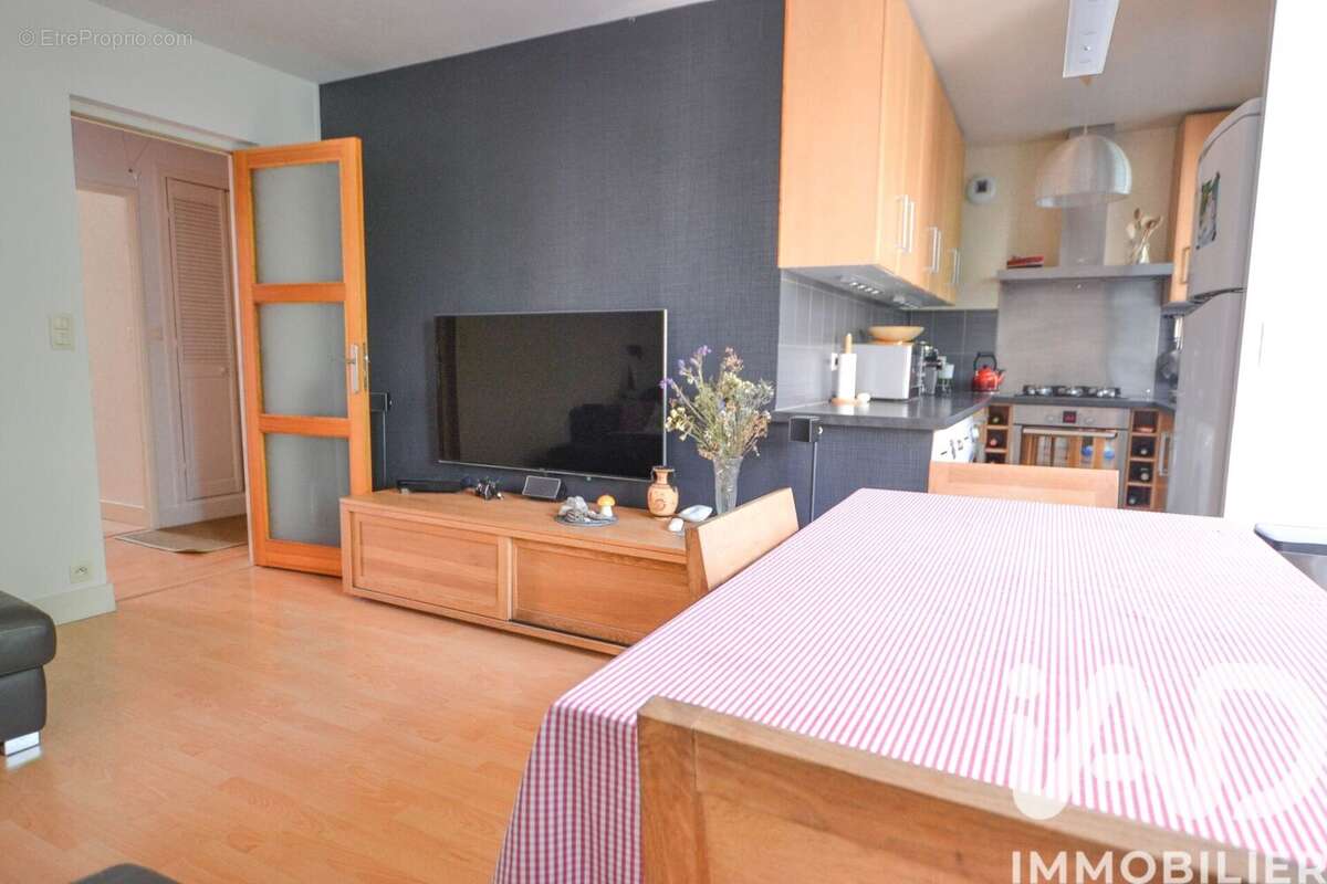 Appartement 68 m² à Villejuif  - photo 4