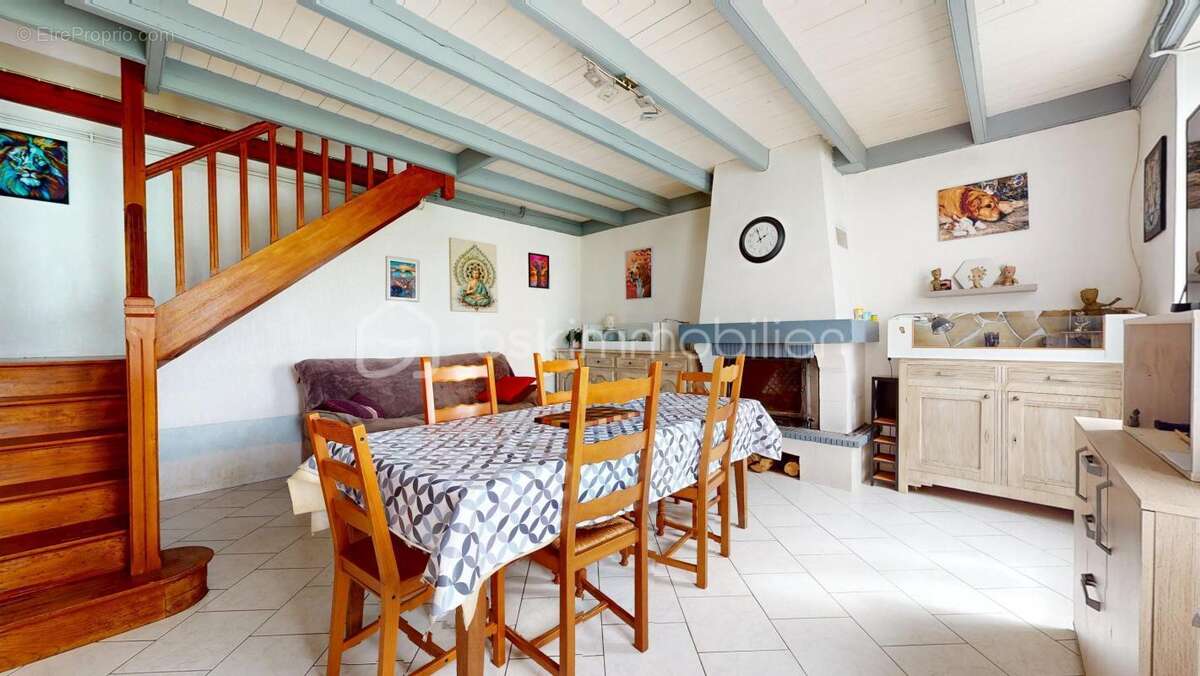 Maison à PLASSAY