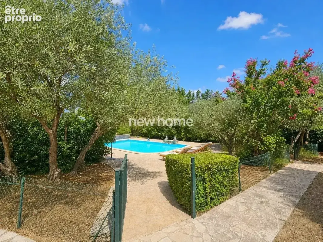 Lorgues – Villa de plain-pied 4 chambres avec piscine, à pied du village - photo 27