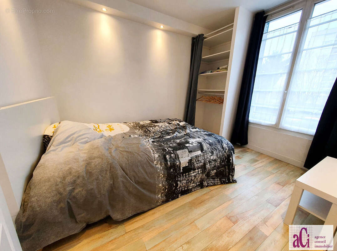 Appartement à L'HAY-LES-ROSES