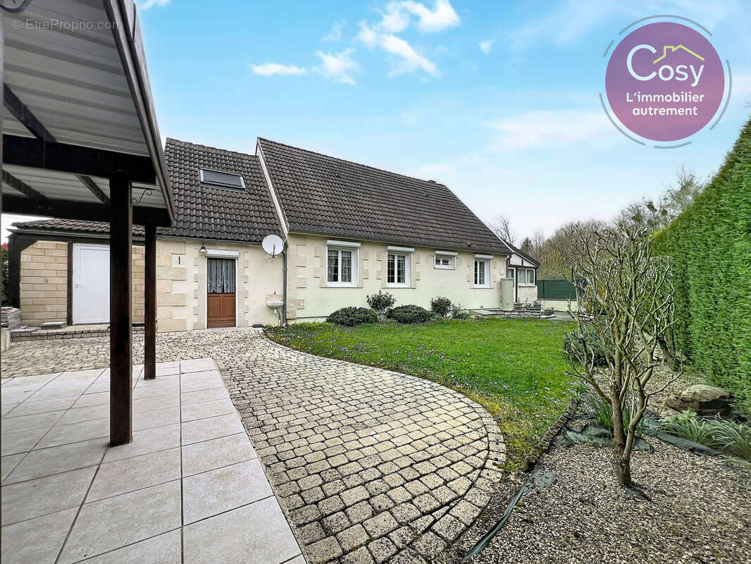 Maison à VIC-SUR-AISNE