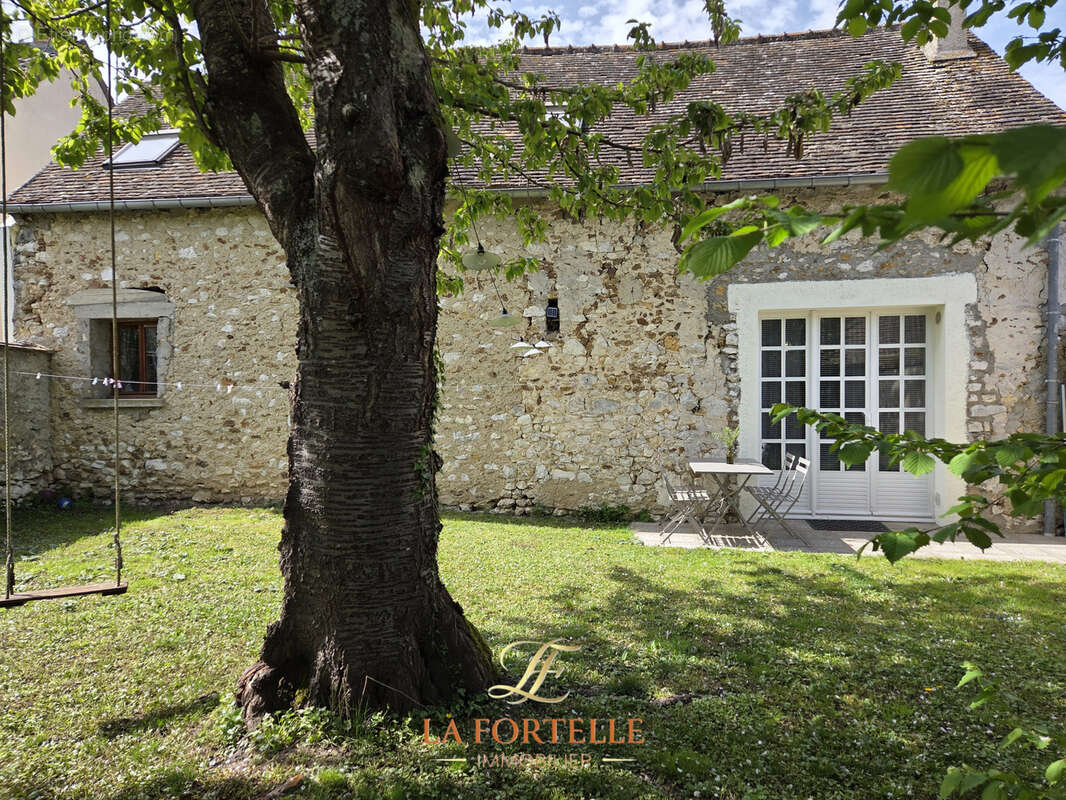 Maison à LONGNES