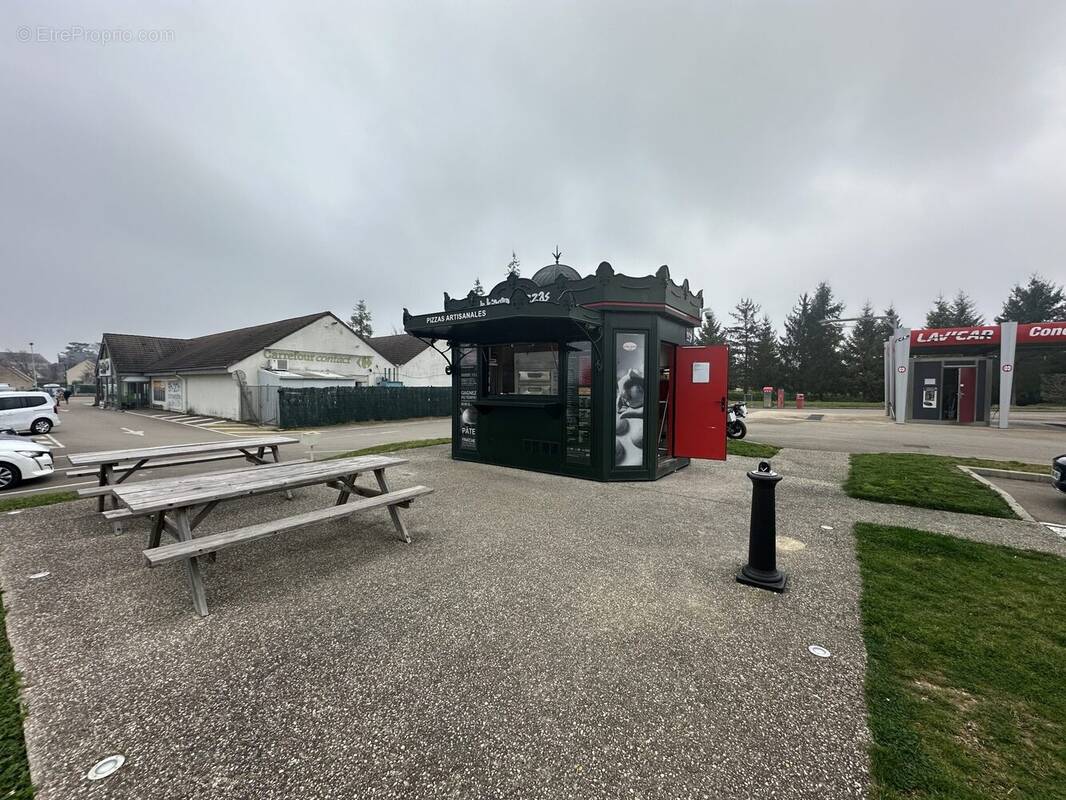 Autre à LIGNY-LE-CHATEL