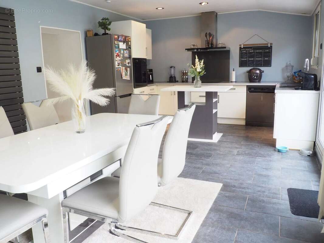 Maison à BRUAY-SUR-L&#039;ESCAUT