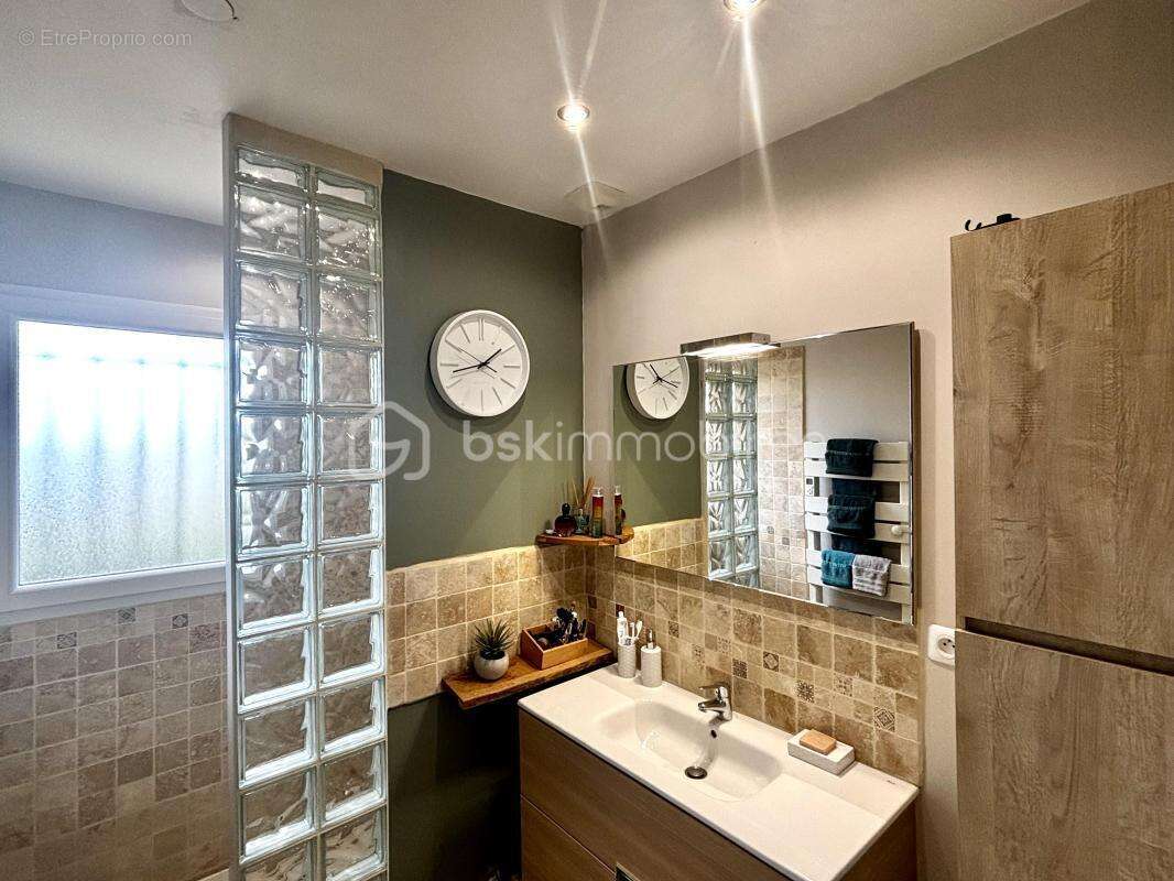 Maison à BEDARRIDES