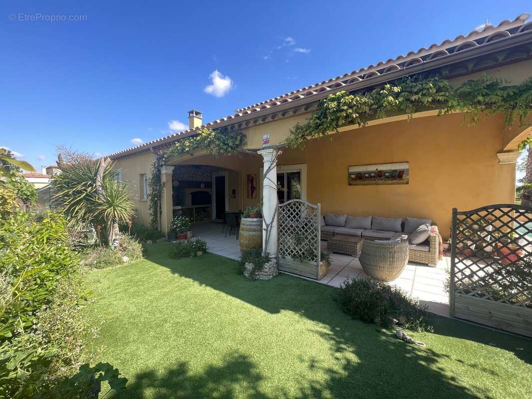 Maison à PUISSALICON