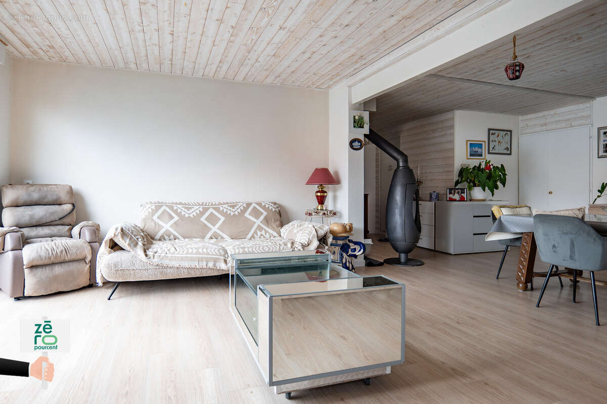 Maison à LA CHAPELLE-ACHARD