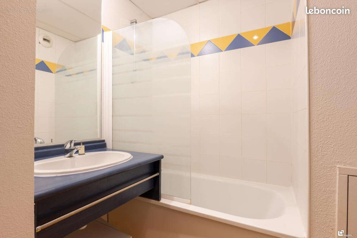 Appartement à FONTAINE