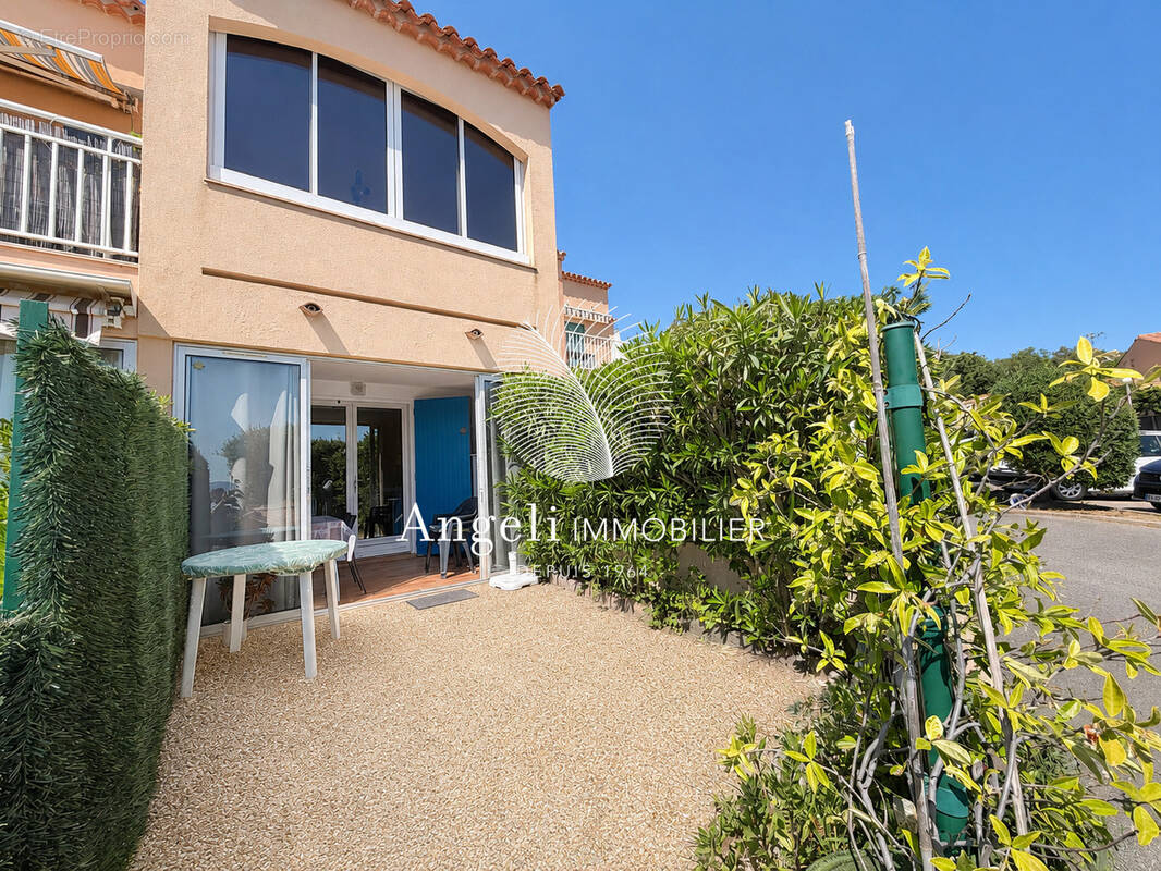 Appartement à FREJUS
