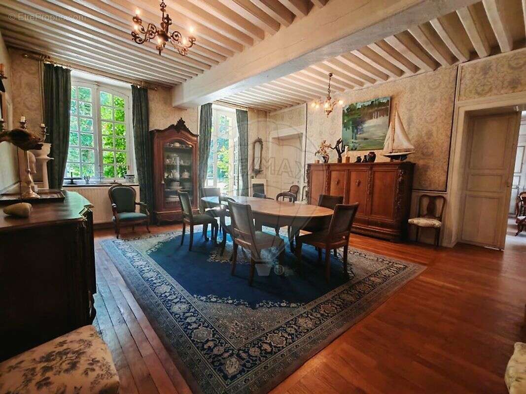 Maison à CERILLY