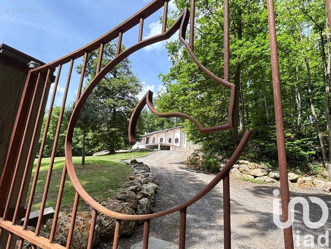 Photo 1 - Maison à BAZAINVILLE