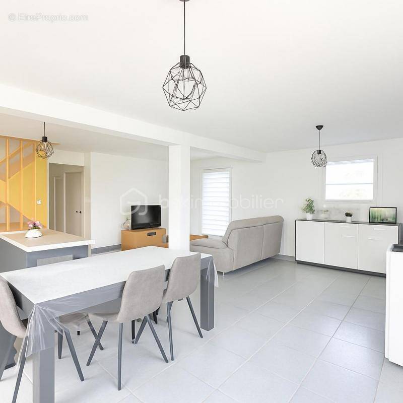 Maison à PLEUMELEUC