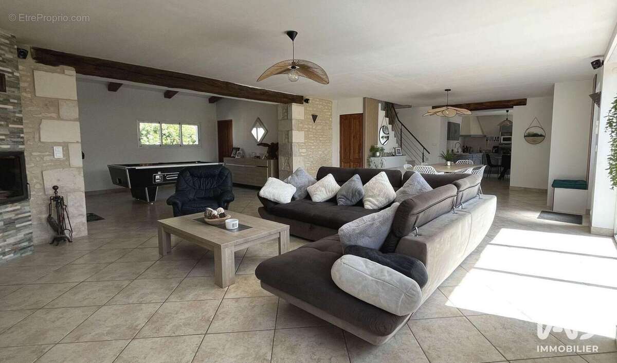 Photo 3 - Maison à VOUILLE