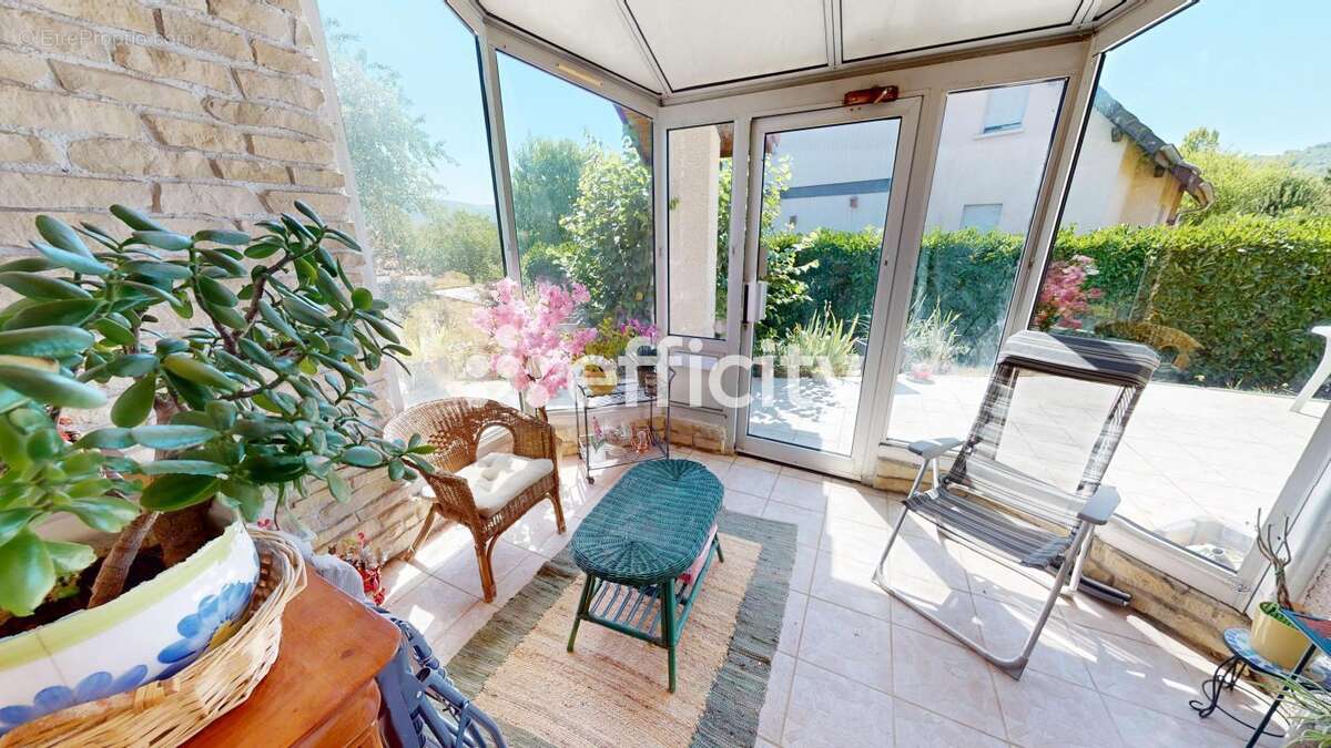 Maison 134 m² à Amagney  - photo 11