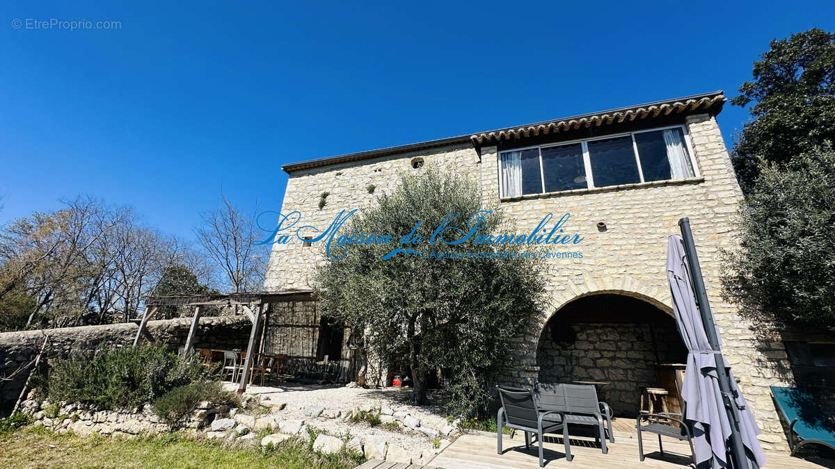 Limite Gard/Ardèche,  dans un cadres paisible, magnanerie en pierres rénovée avec goût sur 3900 m2 de terrain - photo 13
