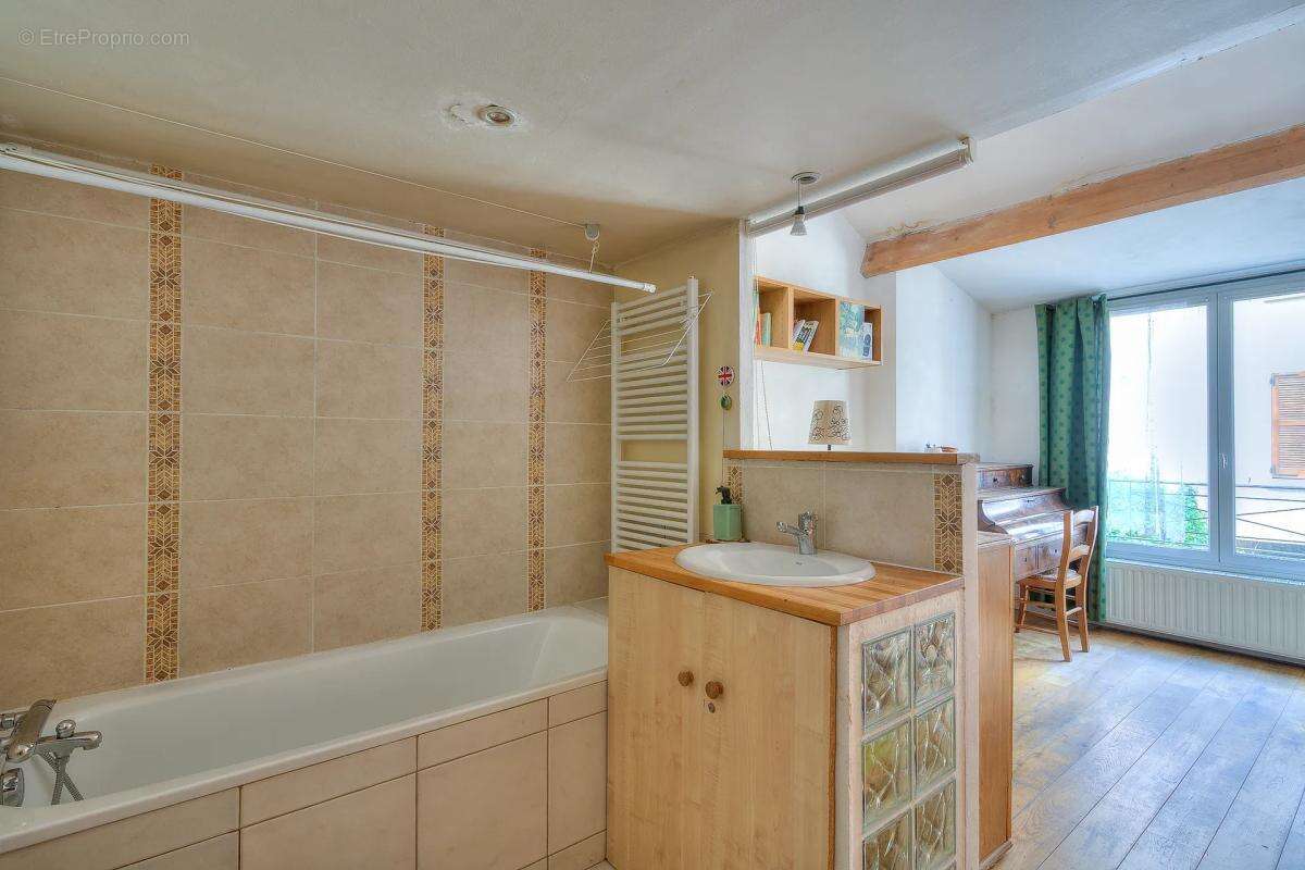 Appartement à PUTEAUX